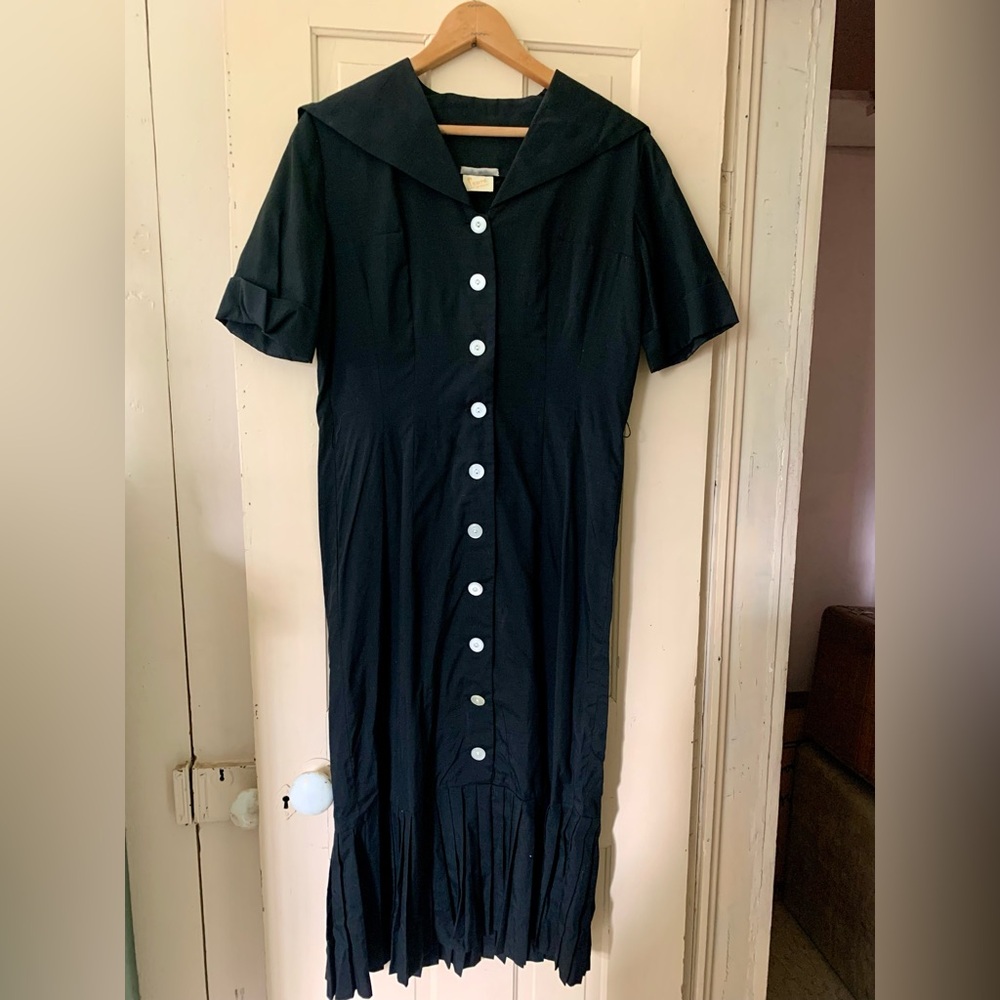 Vintage 1960s Laura of Dallas cotton sailor style black dress.